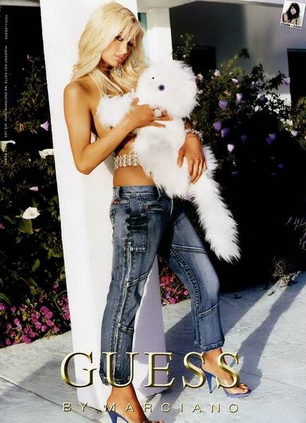 000000169400-paris_hilton-fullsize_