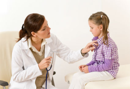 Ребенок должен находиться под наблюдением одного врача.