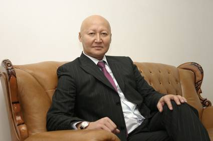 Назарлиев